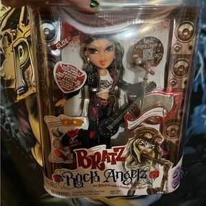 20th Anniversary Bratz Rock Angelz Cloe